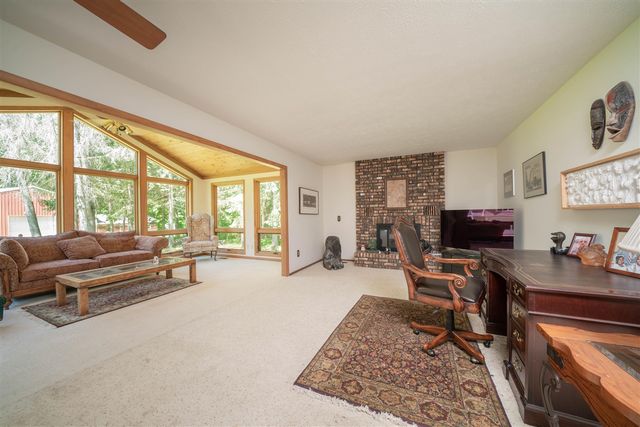 34268 County Road 653, Paw Paw, MI 49079