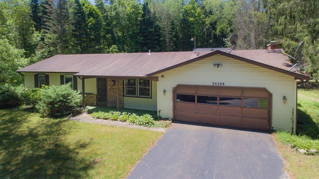 34268 County Road 653, Paw Paw, MI 49079