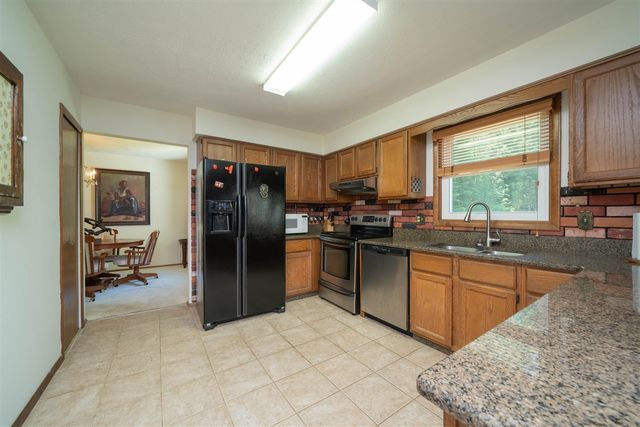 34268 County Road 653, Paw Paw, MI 49079