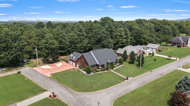 106 Finch Ln, Shelbyville, TN 37160