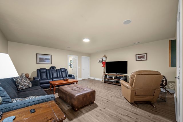 106 Finch Ln, Shelbyville, TN 37160