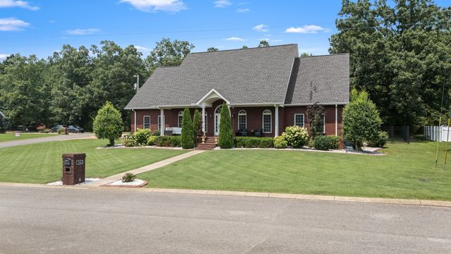 106 Finch Ln, Shelbyville, TN 37160