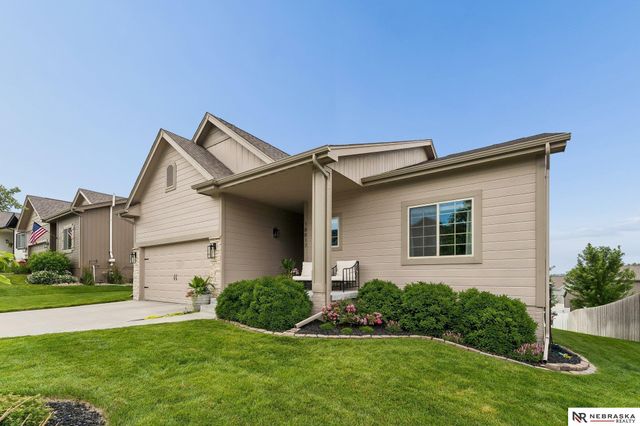 18817 Briar Street, Omaha, NE 68136
