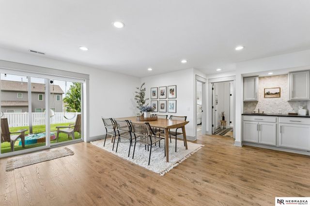 18817 Briar Street, Omaha, NE 68136