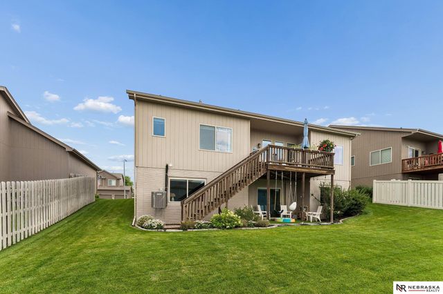 18817 Briar Street, Omaha, NE 68136