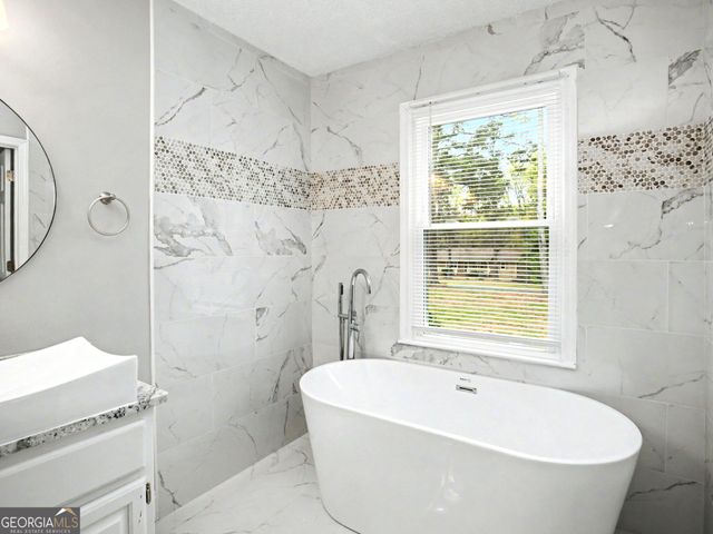 60 Christie Court, Stockbridge, GA 30281