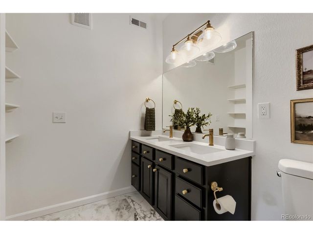 4799 Copeland Cir 101, Highlands Ranch, CO 80126