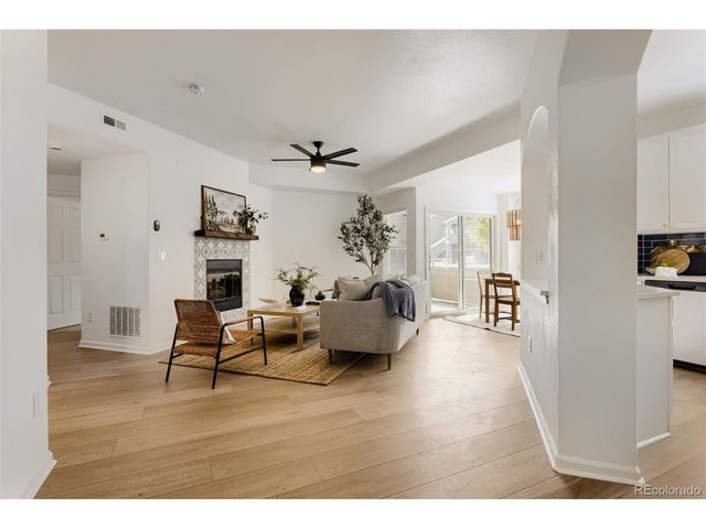 4799 Copeland Cir 101, Highlands Ranch, CO 80126