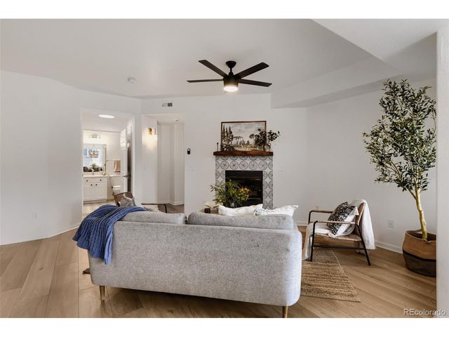 4799 Copeland Cir 101, Highlands Ranch, CO 80126