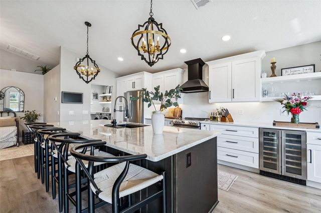 18617 LE DAUPHINE PLACE, Lutz, FL 33558