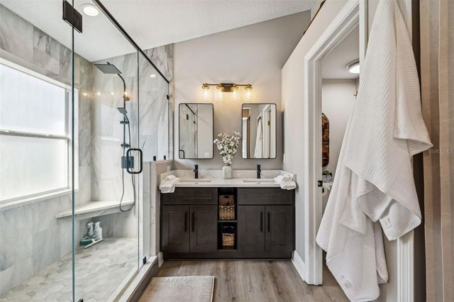 18617 LE DAUPHINE PLACE, Lutz, FL 33558