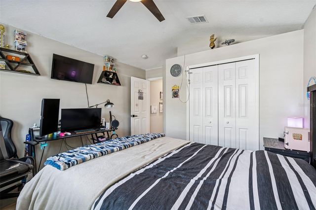 18617 LE DAUPHINE PLACE, Lutz, FL 33558