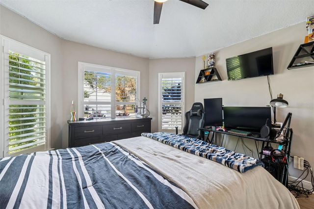 18617 LE DAUPHINE PLACE, Lutz, FL 33558