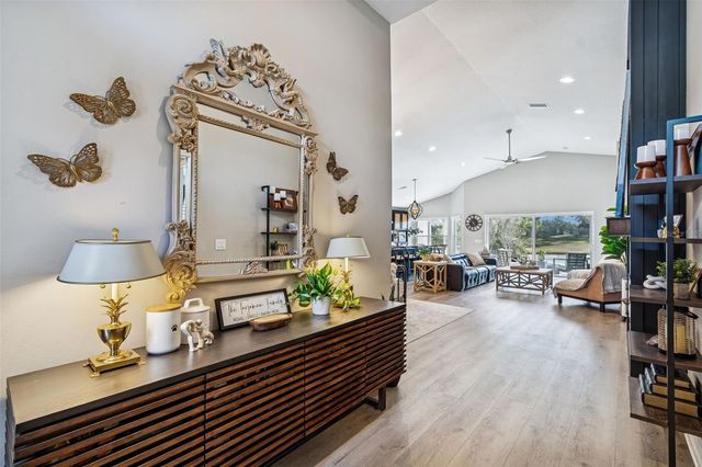 18617 LE DAUPHINE PLACE, Lutz, FL 33558