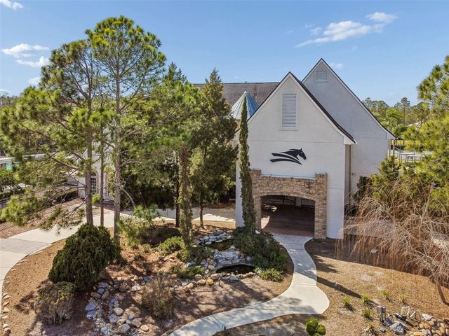 18617 LE DAUPHINE PLACE, Lutz, FL 33558