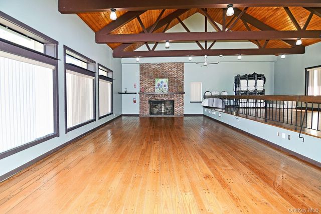 92 Gauguin Court 92, Middle Island, NY 11953