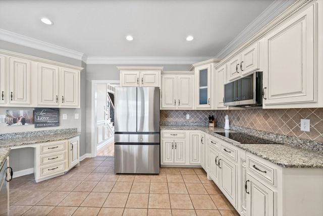 2484 Settlers Trace, Clarksville, TN 37043