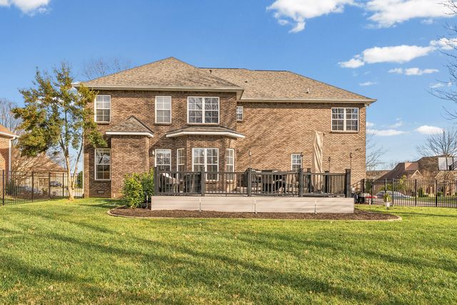 2484 Settlers Trace, Clarksville, TN 37043