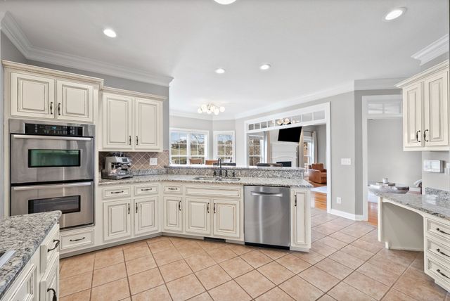 2484 Settlers Trace, Clarksville, TN 37043