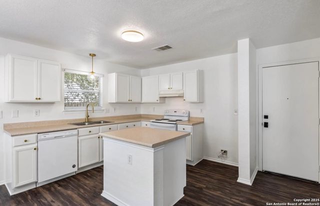 139 Agency Oaks, San Antonio, TX 78249