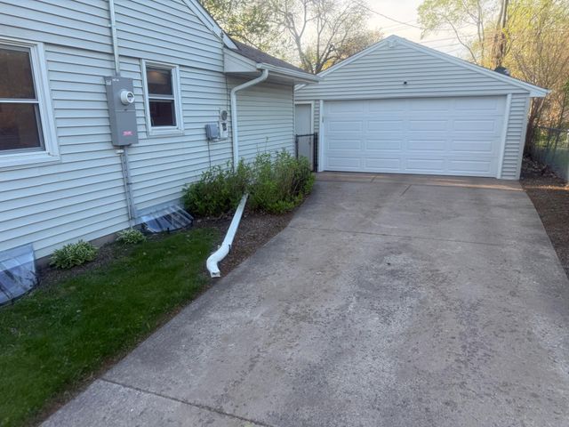 671 Marigold Terrace NE, Minneapolis, MN 55432