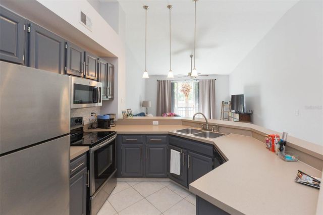 821 NORMANDY TRACE ROAD, Tampa, FL 33602