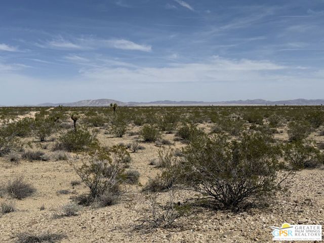 1725 Sunny Vista, Joshua Tree, CA 92252