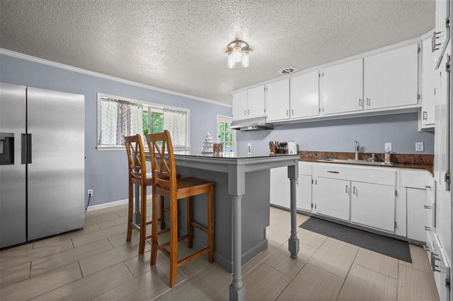 105 Allen Avenue, Leesville, LA 71446