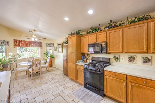 5521 Little Lake Avenue, Las Vegas, NV 89122