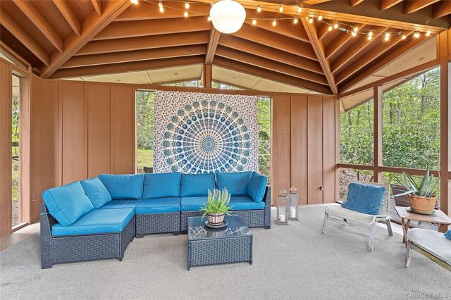 1 Druid Court, Montebello, NY 10901