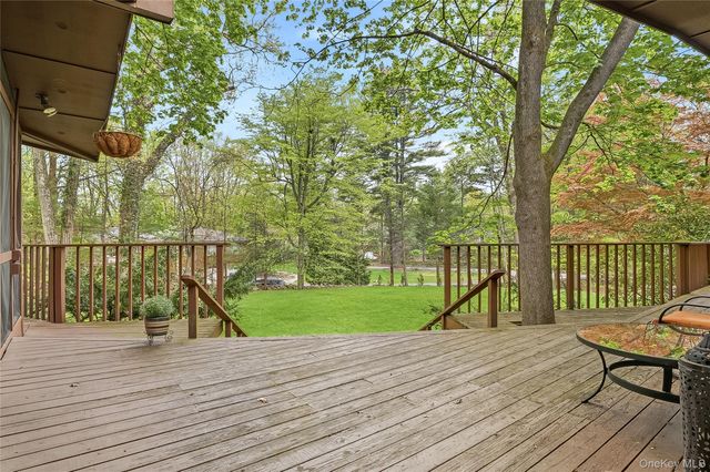 1 Druid Court, Montebello, NY 10901