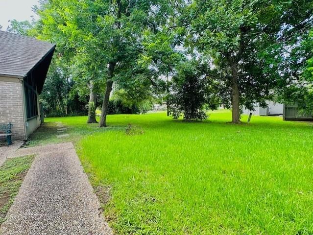 1628 Kelving Way, Wharton, TX 77488
