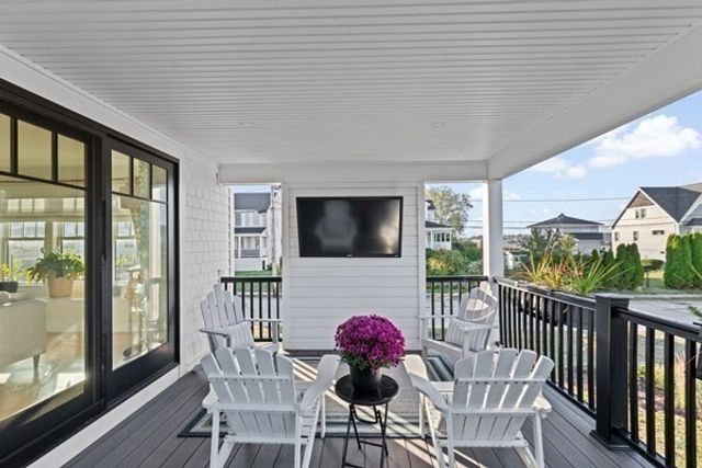 5 Vernon Avenue, Hull, MA 02045