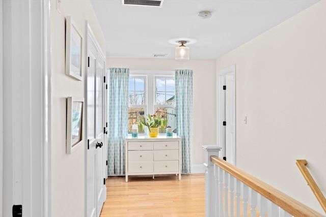5 Vernon Avenue, Hull, MA 02045
