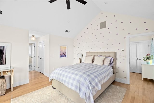 5 Vernon Avenue, Hull, MA 02045