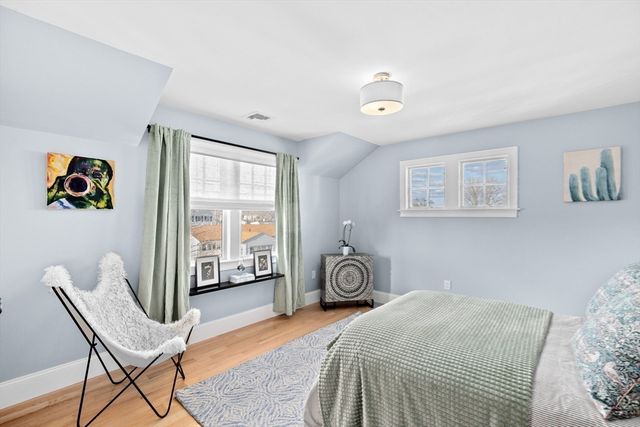 5 Vernon Avenue, Hull, MA 02045