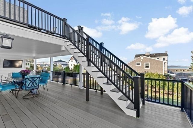 5 Vernon Avenue, Hull, MA 02045