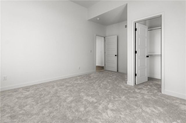 9312 Freedom Street, Lenexa, KS 66227