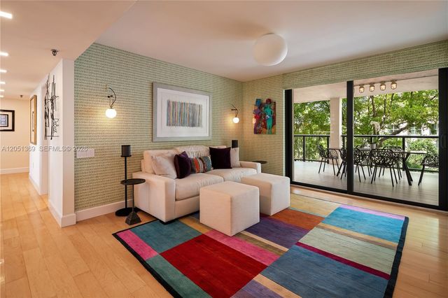 2575 S Bayshore Dr 5B, Coconut Grove, FL 33133