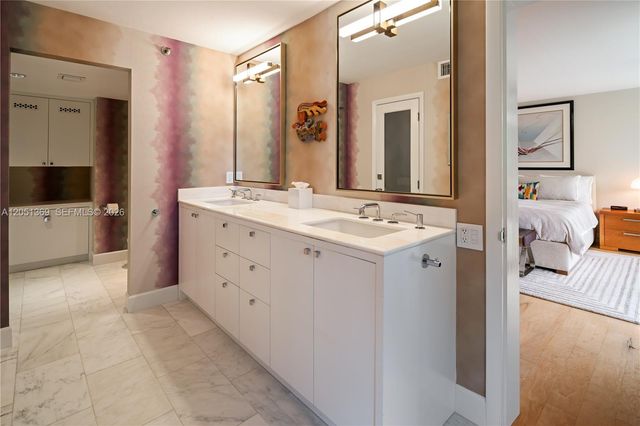 2575 S Bayshore Dr 5B, Coconut Grove, FL 33133