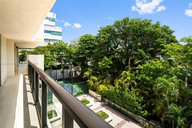 2575 S Bayshore Dr 5B, Coconut Grove, FL 33133
