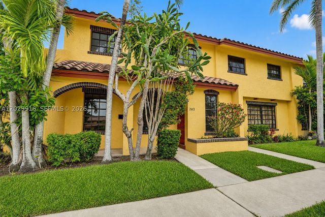 2613 NW 47th Ter 202, Lauderdale Lakes, FL 33313