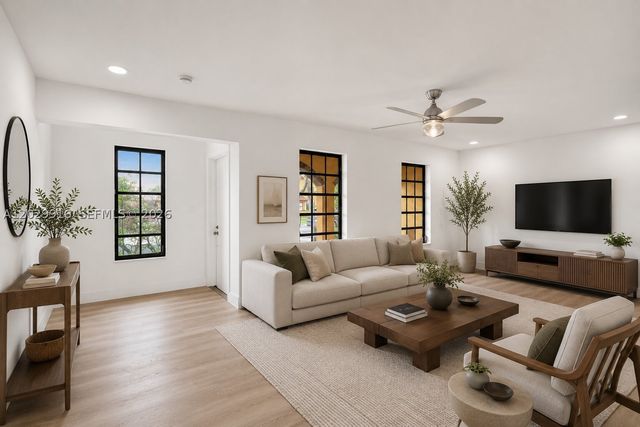 2613 NW 47th Ter 202, Lauderdale Lakes, FL 33313