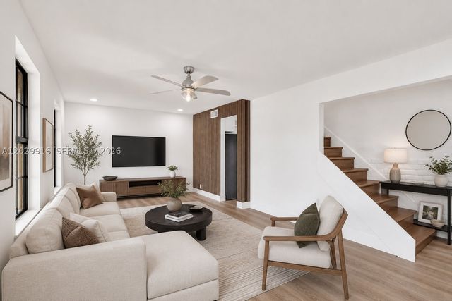 2613 NW 47th Ter 202, Lauderdale Lakes, FL 33313