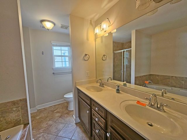 4323 Barnes Cove Dr, Nashville, TN 37211