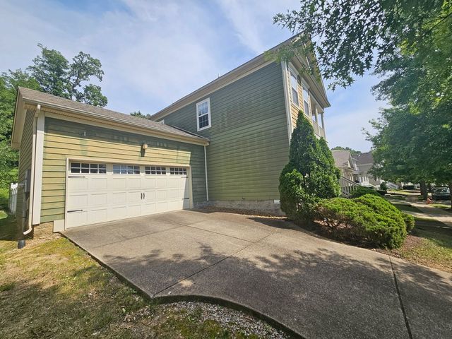 4323 Barnes Cove Dr, Nashville, TN 37211
