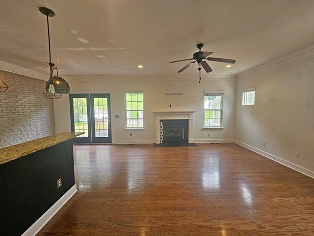 4323 Barnes Cove Dr, Nashville, TN 37211
