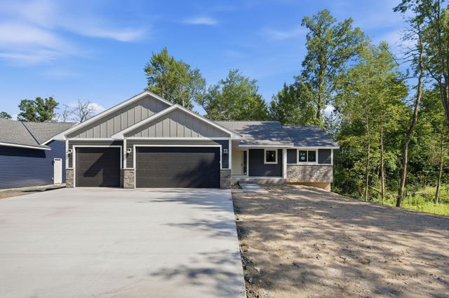 1333 E Aspen Drive, Saint Croix Falls, WI 54024