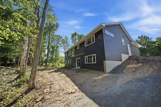1333 E Aspen Drive, Saint Croix Falls, WI 54024