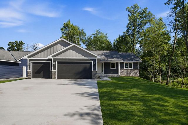 1333 E Aspen Drive, Saint Croix Falls, WI 54024